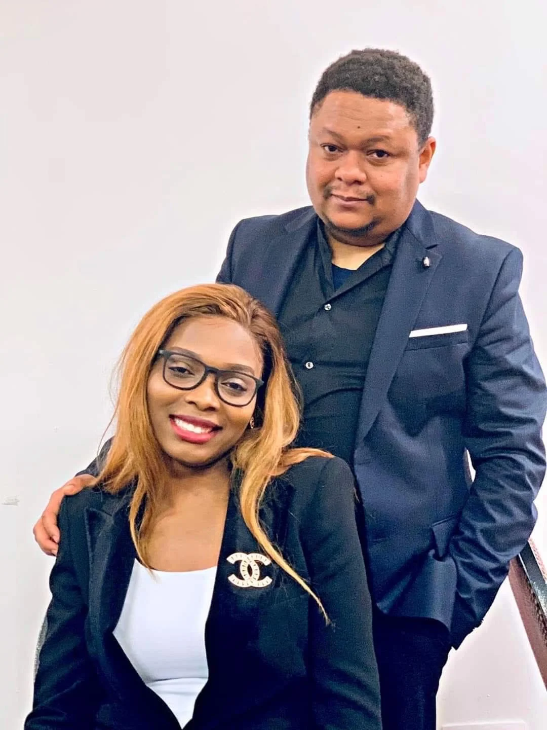 Le couple pastoral : Révérend Julio Luemba et Prophétesse Ornella Okito Luemba
